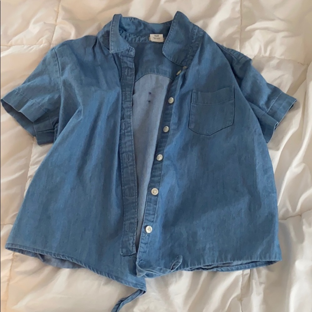 cropped tie front blue chambray top